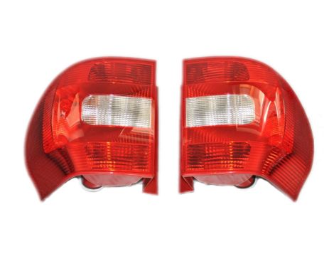 2X NEW OE REAR LAMP LAMP KIT SKODA YETI 5L0945096 5L0945095